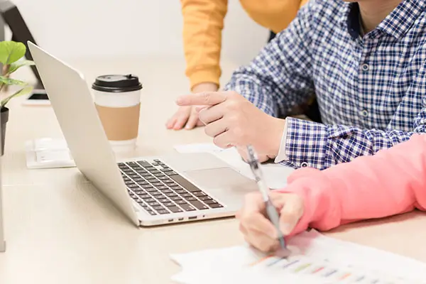 情侣迪士尼旅游文案简短