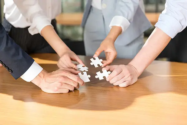 播放最近的旅游景点视频